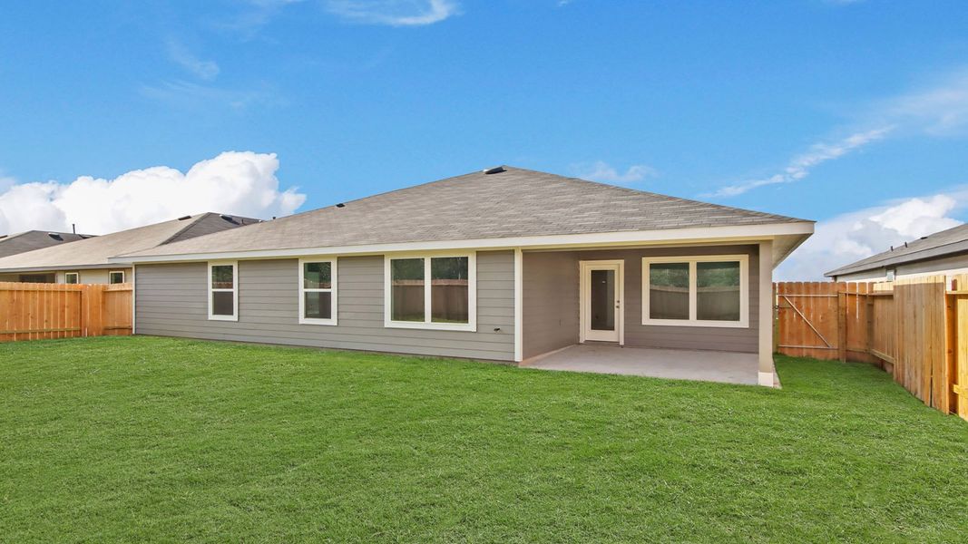 Exterior details and patio area of a home in Medina, Dayton (Image 3).