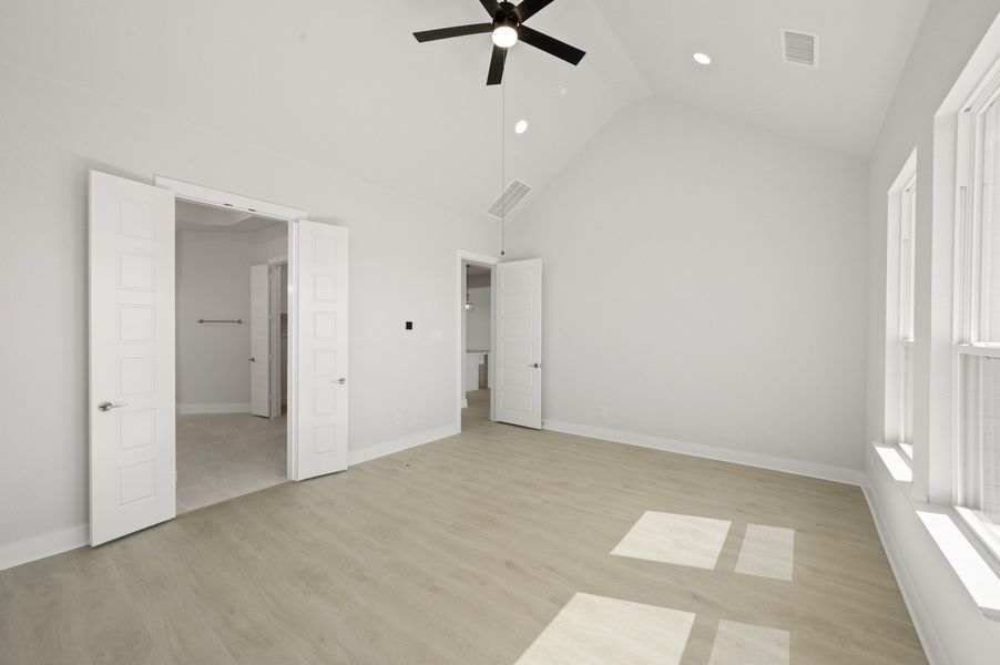 Spacious, unfurnished interior of a new home in Byrum Ranch - 1 Acre Lots, Maypearl (Image 27).