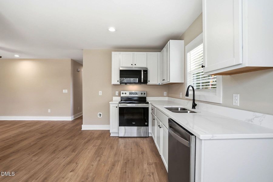 1107 N John St-39 1107 N John St-39