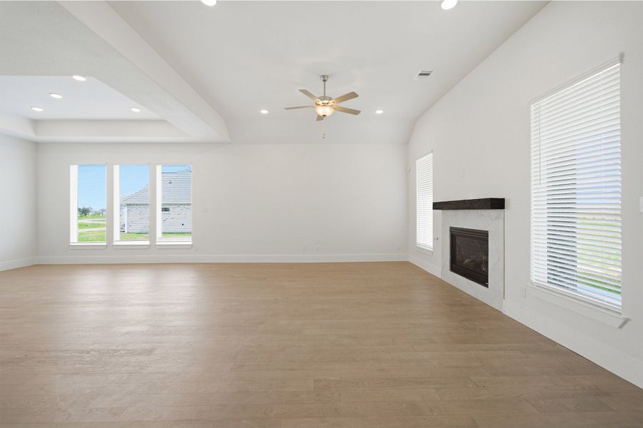 Spacious, unfurnished interior of a new home in Suncreek Estates, Rosharon (Image 31). Spacious, unfurnished interior of a new home in Suncreek Estates, Rosharon (Image 31).