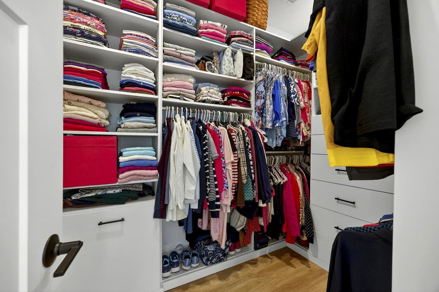 Close-up of interior finishes inside a home in Pineland Village, Summerville (Image 21).