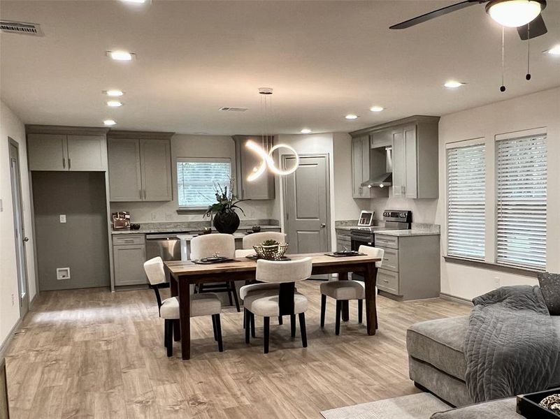 Furnished interior view inside a new home in , Dallas (Image 5).