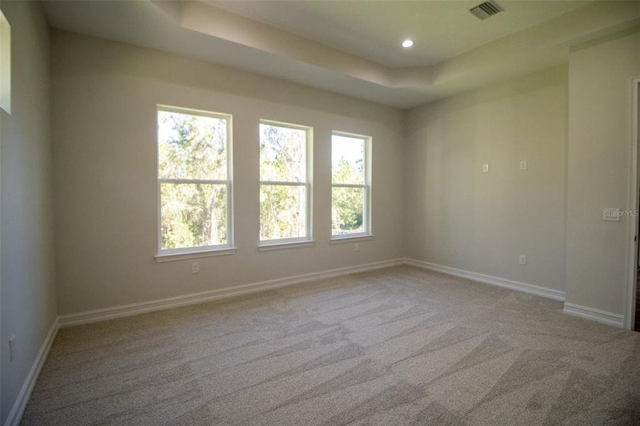 Spacious, unfurnished interior of a new home in Southern Hills Plantation, Brooksville (Image 32). Spacious, unfurnished interior of a new home in Southern Hills Plantation, Brooksville (Image 32).