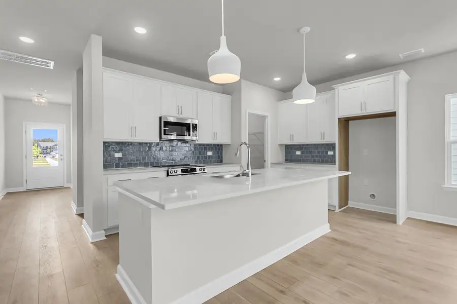 Furnished interior view inside a new home in , Ravenel (Image 5).