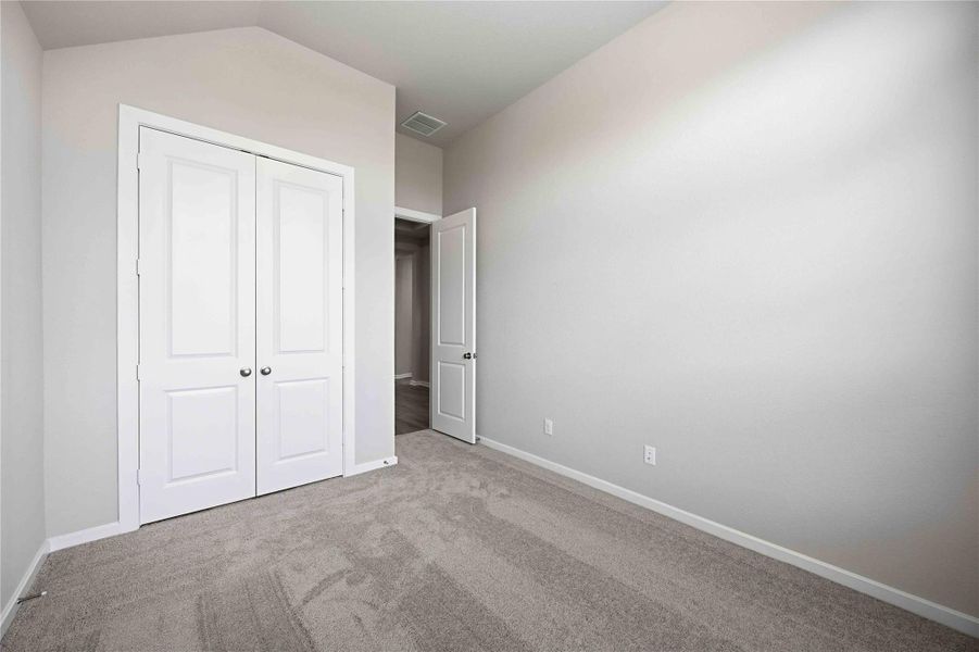 Spacious, unfurnished interior of a new home in Lago Mar  50'  &  55', Texas City (Image 15).