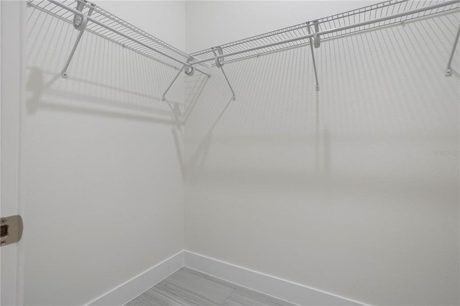 Spacious, unfurnished interior of a new home in , Eustis (Image 29).