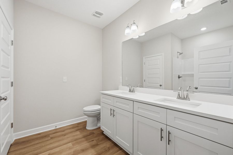 Owners Bathroom Owners Bathroom