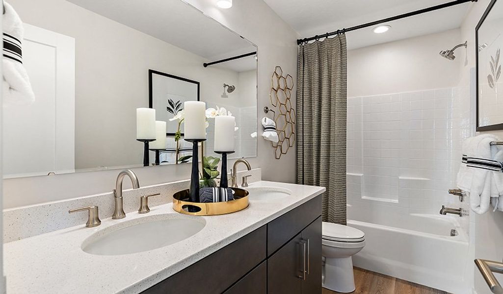 Moonstone-DEN-Bathroom