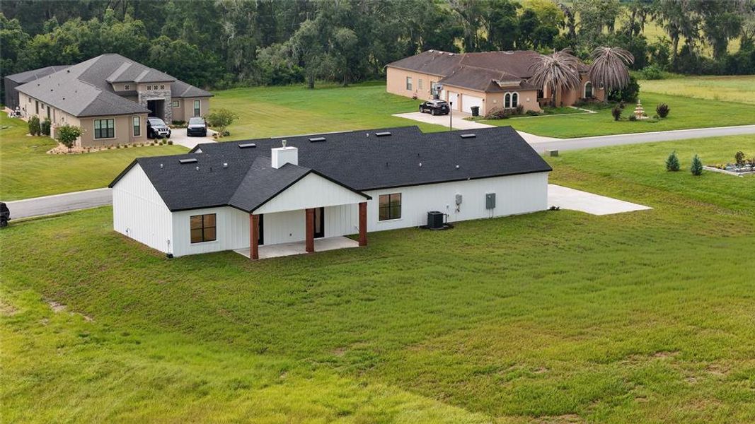 Exterior details and patio area of a home in , Ocala (Image 24).