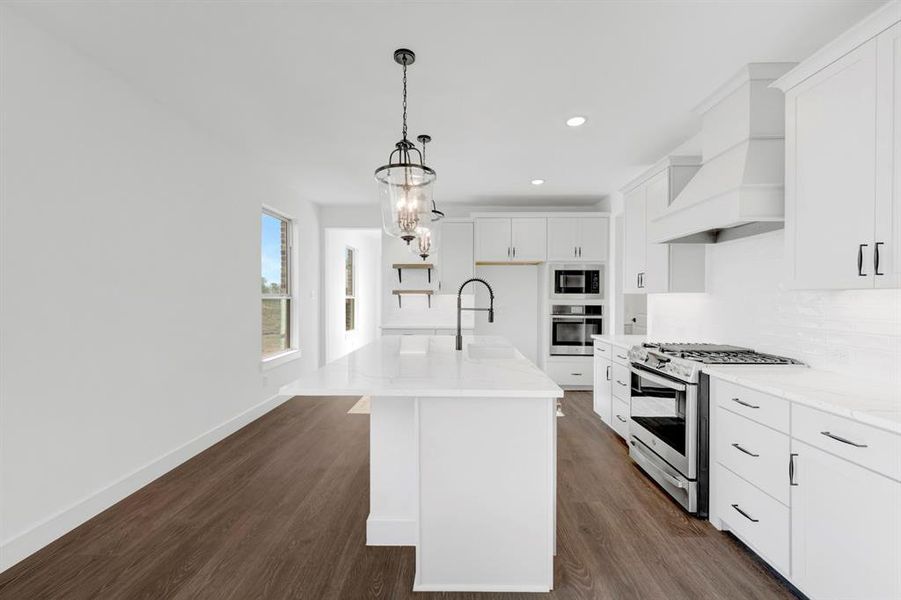 Furnished interior view inside a new home in Heath Golf & Yacht Villas, Heath (Image 8).