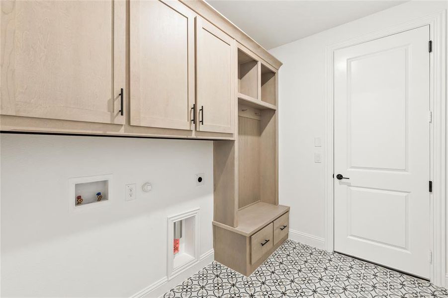 Furnished interior view inside a new home in Painted Tree, McKinney (Image 15).