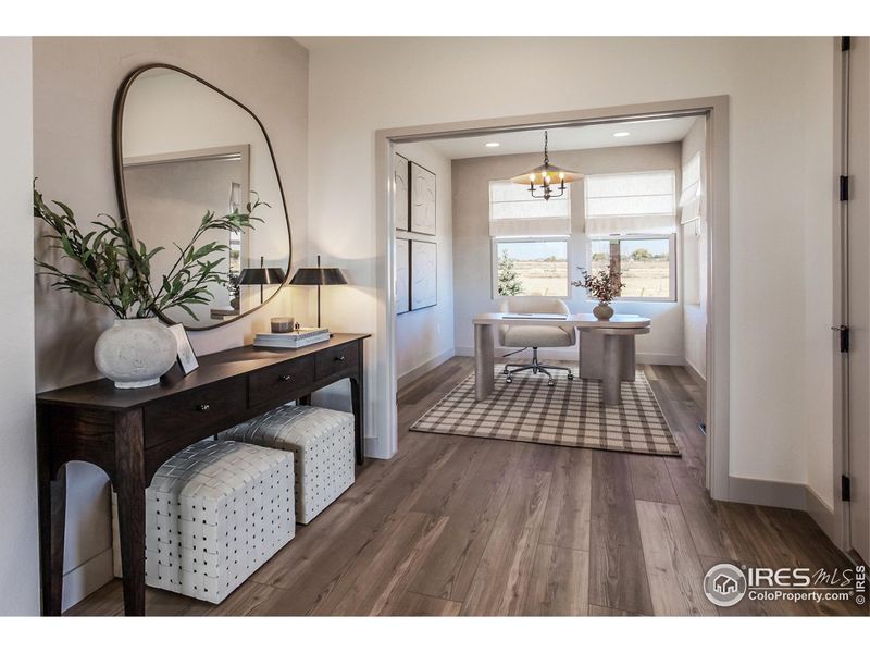 EXAMPLE PHOTO: ENTRY & STUDY/FLEX SPACE EXAMPLE PHOTO: ENTRY & STUDY/FLEX SPACE