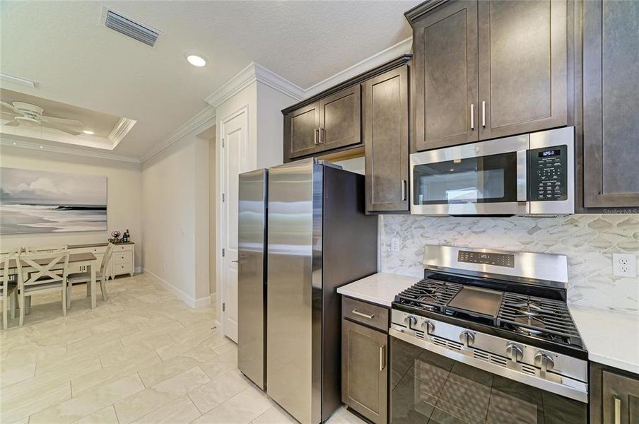 Furnished interior view inside a new home in Esplanade at Azario Lakewood Ranch, Lakewood Ranch (Image 5). Furnished interior view inside a new home in Esplanade at Azario Lakewood Ranch, Lakewood Ranch (Image 5).
