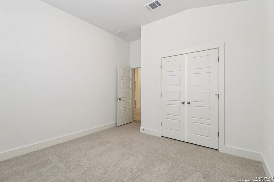 Spacious, unfurnished interior of a new home in Sagebrooke - Classic Series, San Antonio (Image 30).