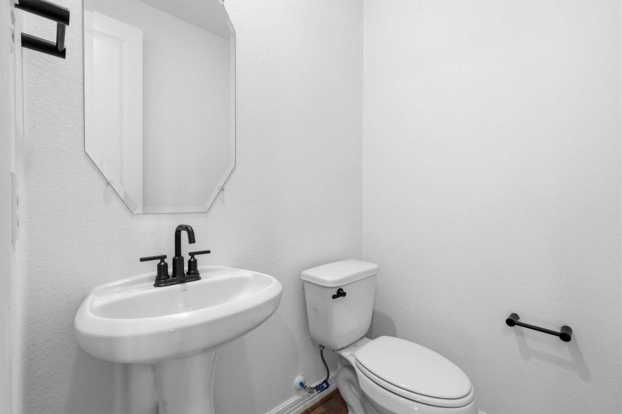 Furnished interior view inside a new home in Brookewater, Rosenberg (Image 16).