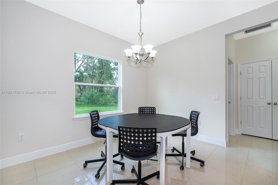 Furnished interior view inside a new home in , Kissimmee (Image 8).