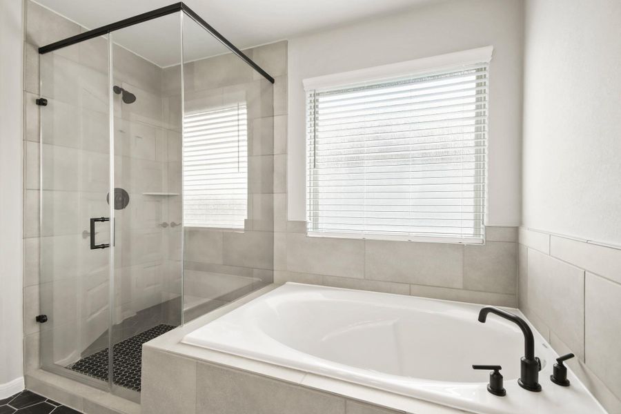 Serene owner's suite bath