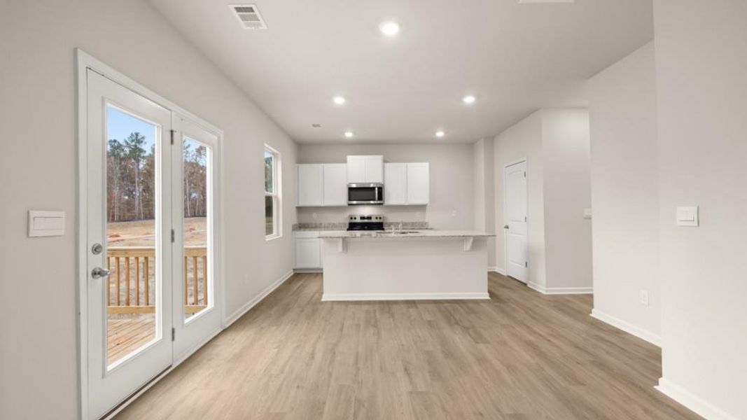 Spacious, unfurnished interior of a new home in Pointe Park, Union City (Image 22).