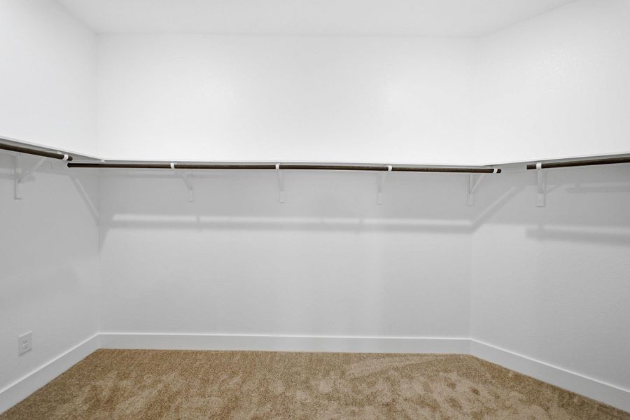 Spacious, unfurnished interior of a new home in Grande Estates, Bertram (Image 31).