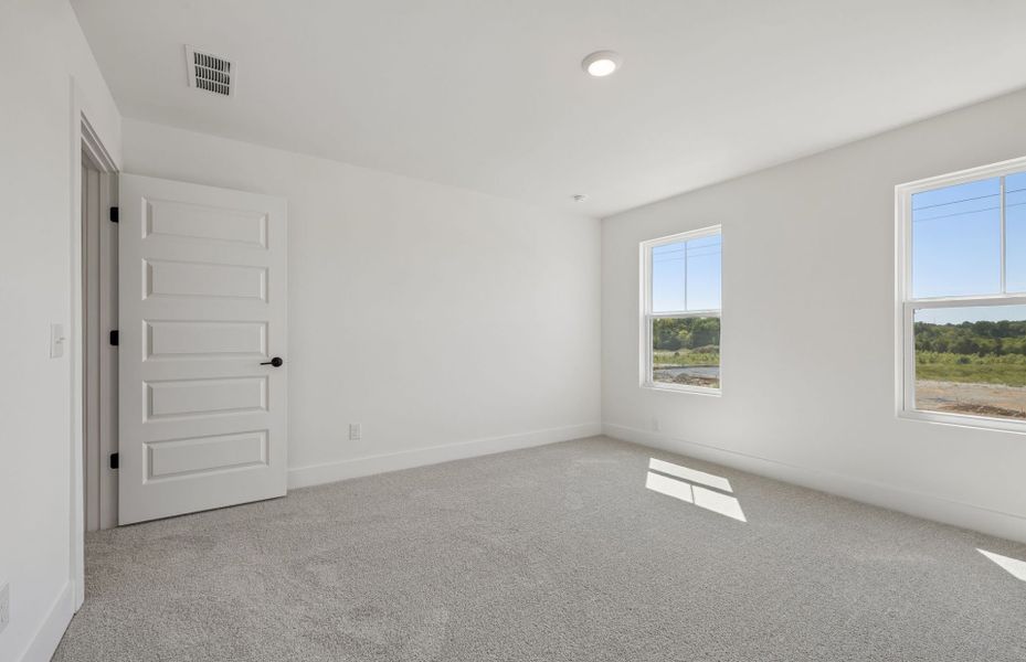 Spacious, unfurnished interior of a new home in Bradshaw Farms Reserve, Mount Juliet (Image 15). Spacious, unfurnished interior of a new home in Bradshaw Farms Reserve, Mount Juliet (Image 15).