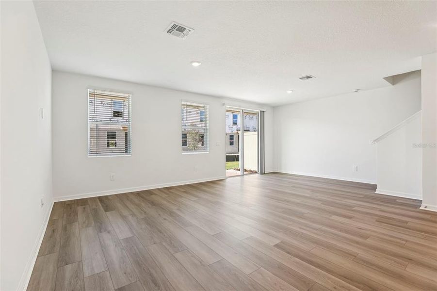 Spacious, unfurnished interior of a new home in The Meadow at Crossprairie Townes, St. Cloud (Image 32).
