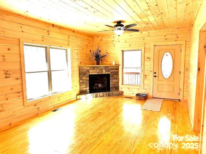 Spacious, unfurnished interior of a new home in , Rutherfordton (Image 17).