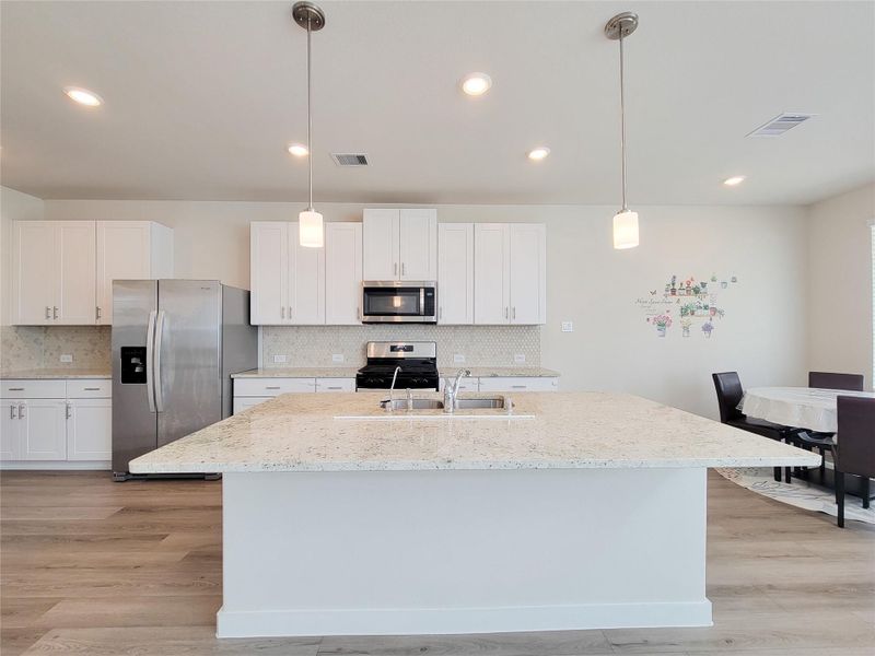 Furnished interior view inside a new home in Creekside Farms, Richmond (Image 27).