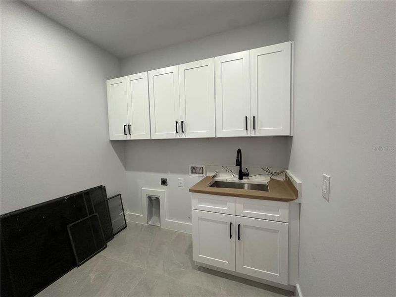 Furnished interior view inside a new home in , Cape Coral (Image 2).