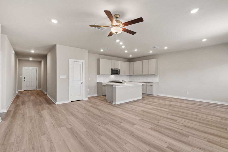 Cedar Creek, TX New Home.  - Slide 15