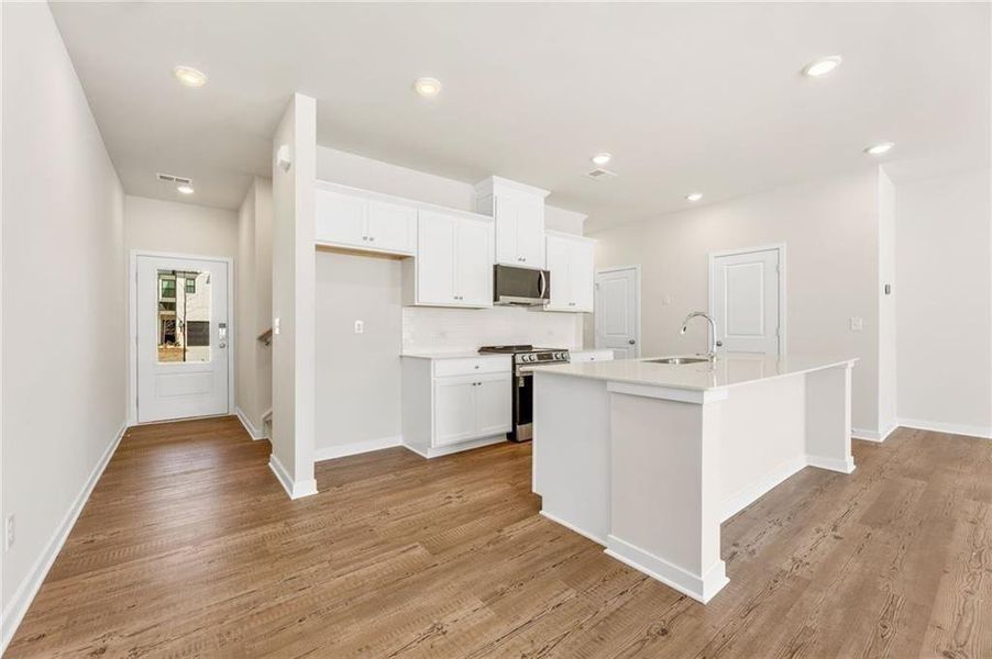 Furnished interior view inside a new home in Sherwood Square, Flowery Branch (Image 9).