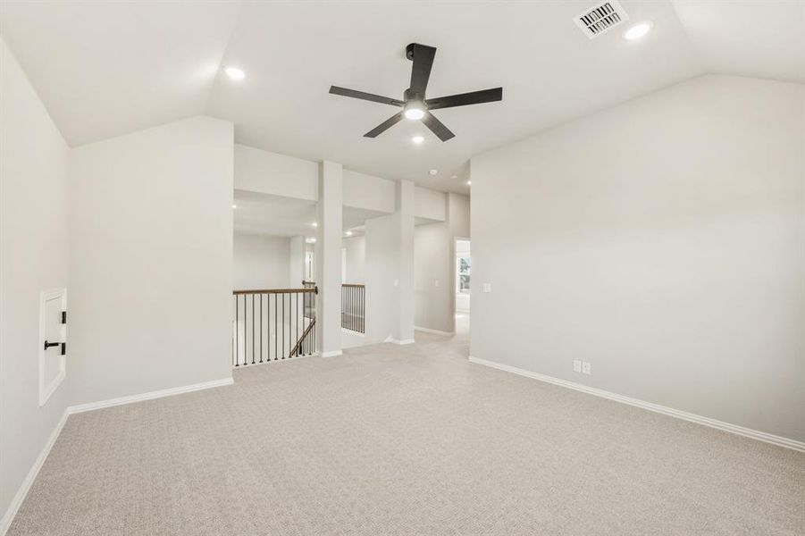 Spacious, unfurnished interior of a new home in Timberbrook, Justin (Image 34).