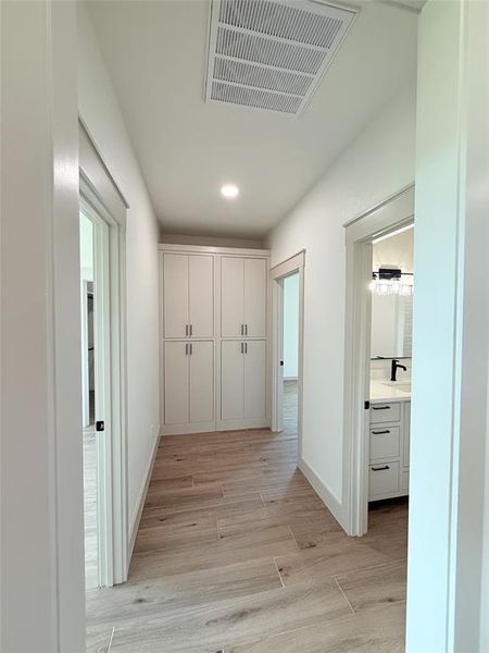 Spacious, unfurnished interior of a new home in , Wichita Falls (Image 25).