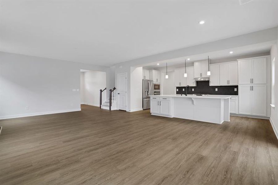 Spacious, unfurnished interior of a new home in Crystal Falls, Dawsonville (Image 26).