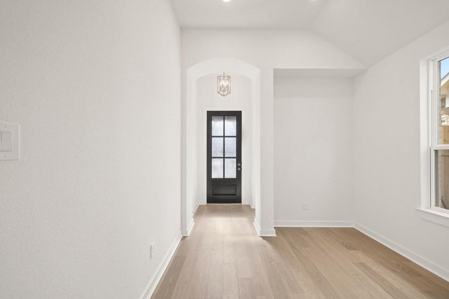 Spacious, unfurnished interior of a new home in Grand Central Park: 40ft. lots, Conroe (Image 12).