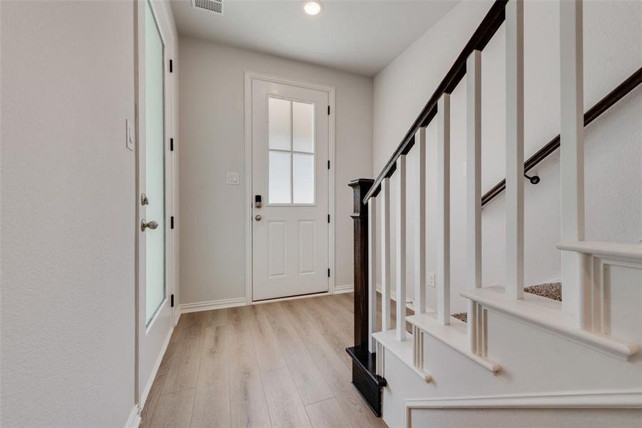 Spacious, unfurnished interior of a new home in City Point, North Richland Hills (Image 11).