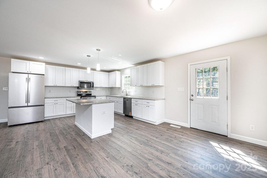 Image 37 of a home in .