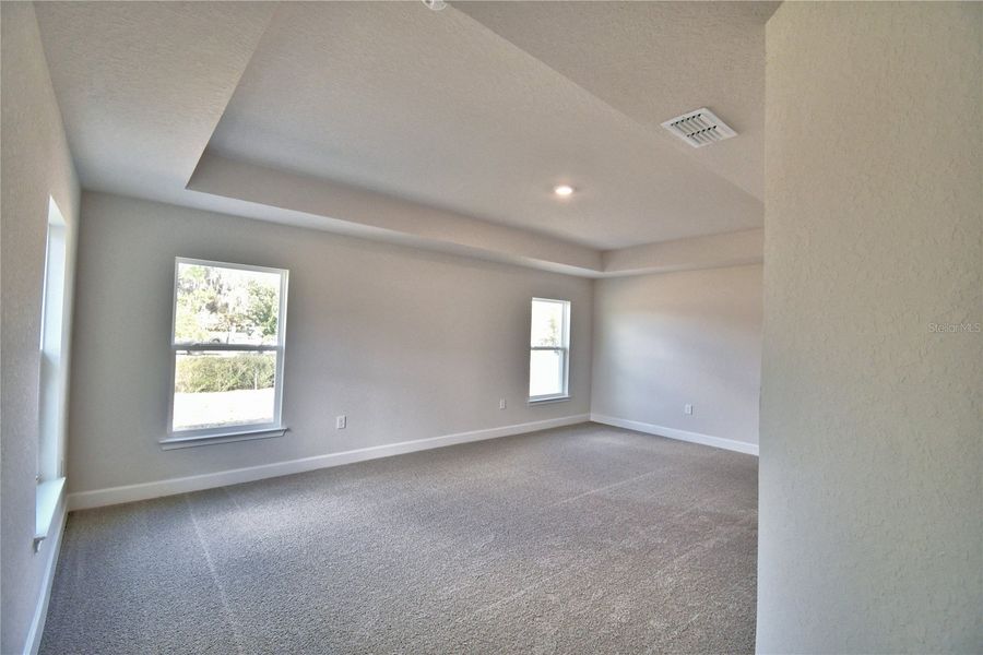 Spacious, unfurnished interior of a new home in Cadence Crossing, Auburndale (Image 26).