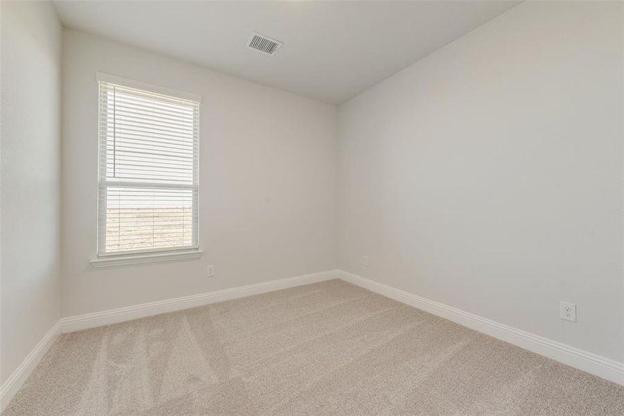 Spacious, unfurnished interior of a new home in Walden Pond, Forney (Image 13).
