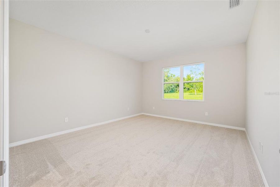 Spacious, unfurnished interior of a new home in Evergreen Estates, Ocala (Image 43).