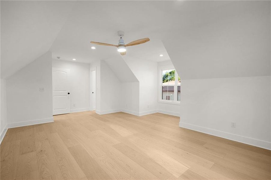 Spacious, unfurnished interior of a new home in , Calhoun (Image 28).