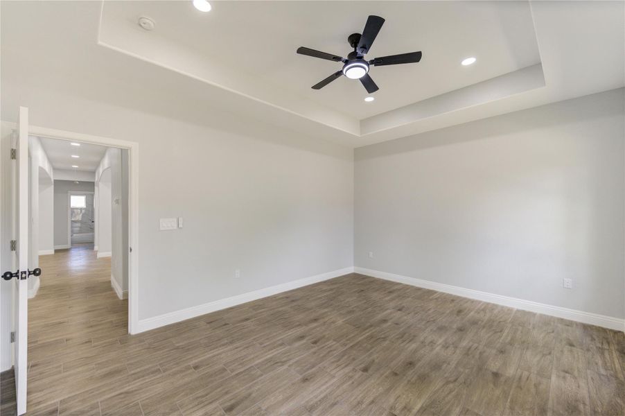 Spacious, unfurnished interior of a new home in , Woodbranch (Image 25).