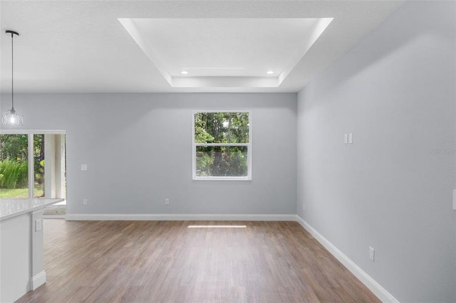 Spacious, unfurnished interior of a new home in , Deland (Image 40).