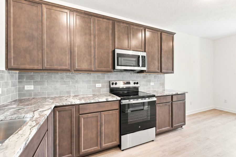 Furnished interior view inside a new home in Grand Lake, Snook (Image 3).