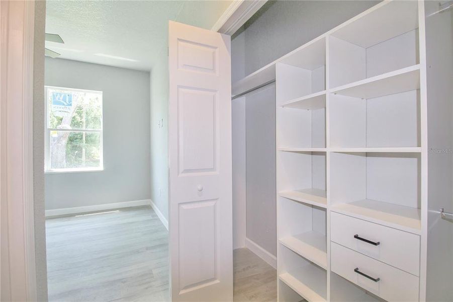 Image 33 of a home in .