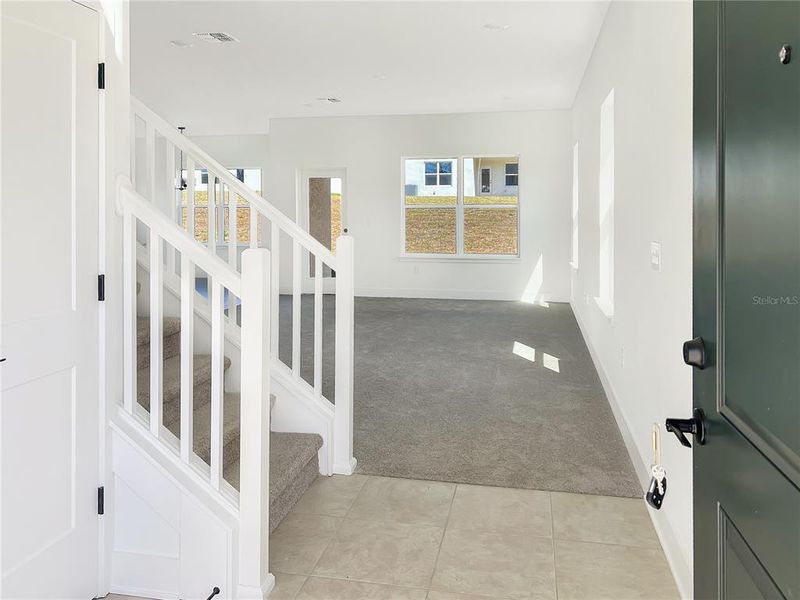 Spacious, unfurnished interior of a new home in Arbor Park, Leesburg (Image 5). Spacious, unfurnished interior of a new home in Arbor Park, Leesburg (Image 5).