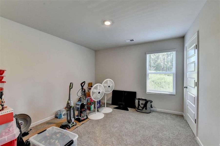 Furnished interior view inside a new home in Twin Lakes, Hoschton (Image 55).