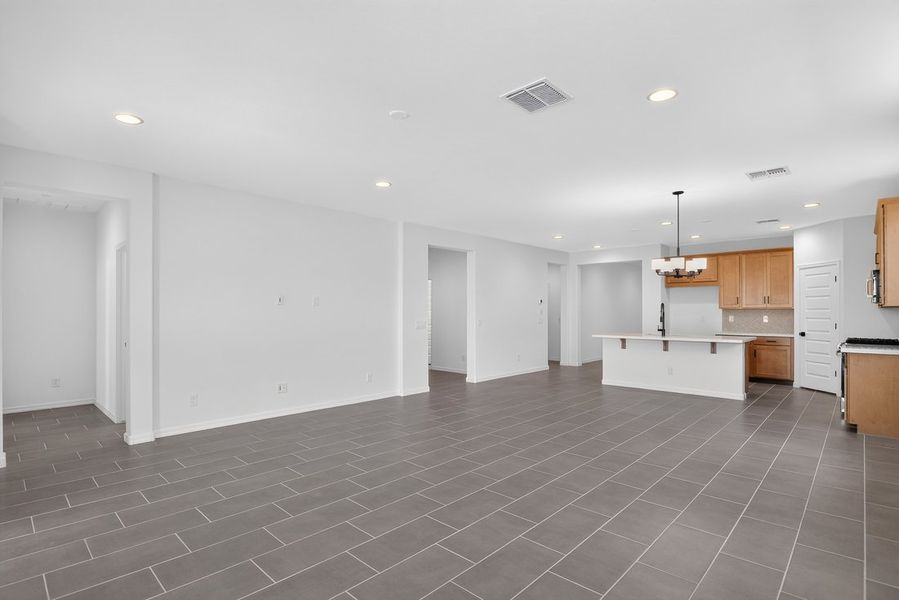 Spacious, unfurnished interior of a new home in Stonehaven, Glendale (Image 19). Spacious, unfurnished interior of a new home in Stonehaven, Glendale (Image 19).