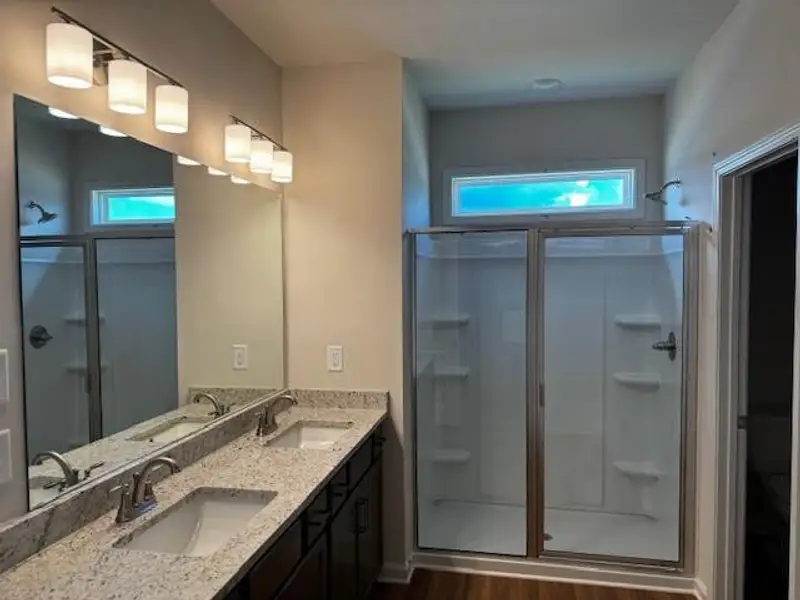 Furnished interior view inside a new home in , Jasper (Image 5).