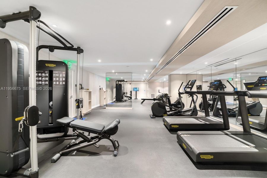 Community amenities in , Bay Harbor Islands (Image 32).