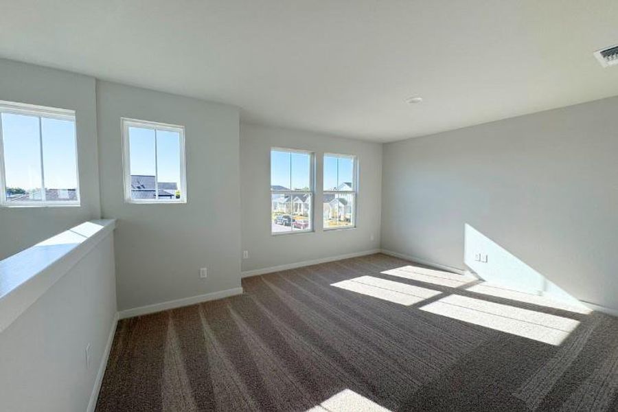 Spacious, unfurnished interior of a new home in The Hollows at Avery Centre, Round Rock (Image 8). Spacious, unfurnished interior of a new home in The Hollows at Avery Centre, Round Rock (Image 8).